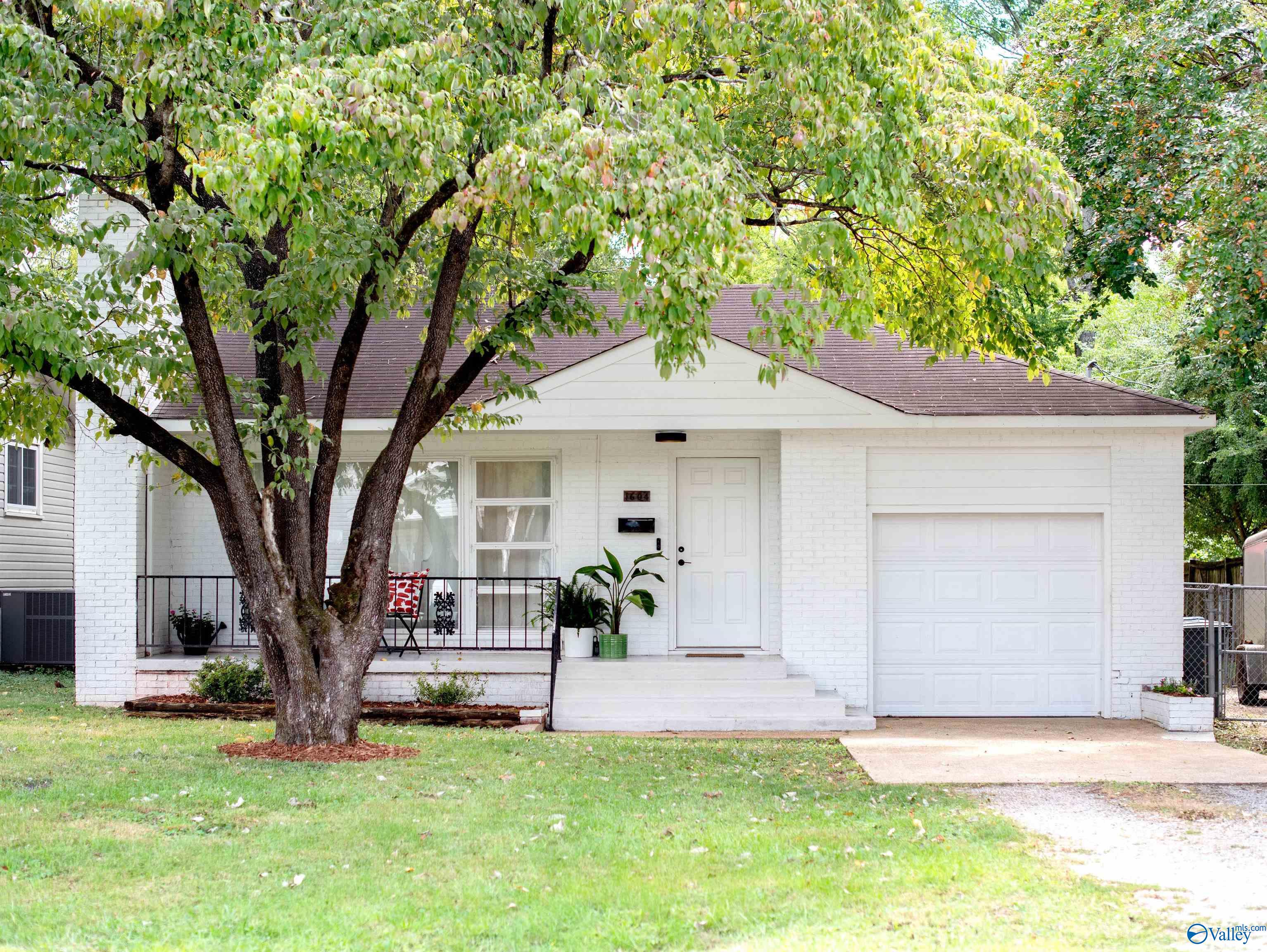 Oshaughnessy Ave, Huntsville, AL 35801 #1