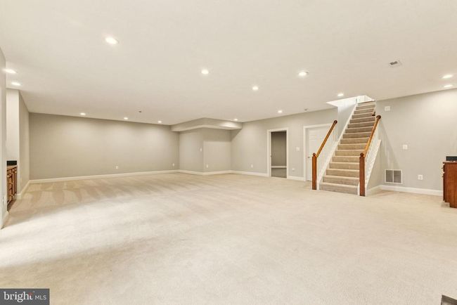 8092 Crooked Oaks Ct, House other with 3 bedrooms, 3 bathrooms and null parking in GAINESVILLE VA | Image 61