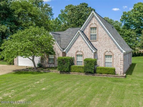 5722 Marlin Pl, Olive Branch, MS, 38654-6255 | Card Image