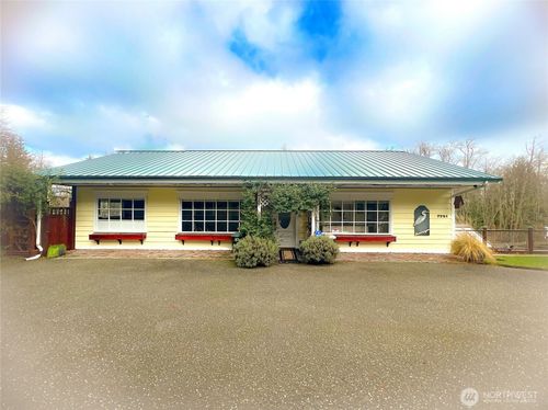 7251 Oak Bay Rd, Port Ludlow, WA, 98365-9441 | Card Image