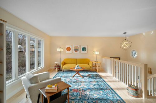 3545 York Dr, Woodbury, MN, 55125-2447 | Card Image