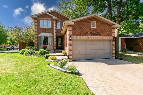 13 Irwin Dr, Barrie, ON, L4N7A6 | Card Image