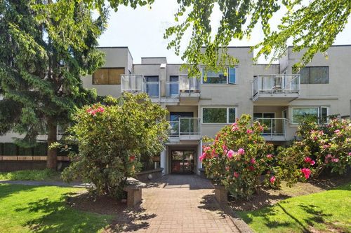 102-830 E 7th Ave, Vancouver, BC, V5T4J2 | Card Image