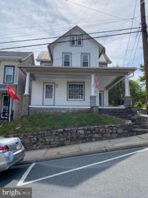 70 Chestnut St, MOHNTON, PA, 19540-1923 | Card Image