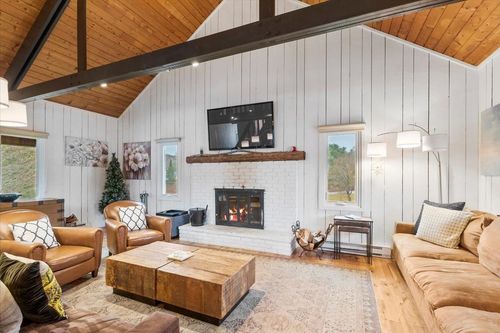 5 Byington Ln, Winhall, VT, 05340 | Card Image