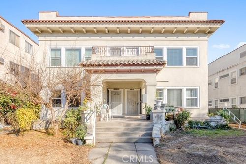 548 N Kenmore, Los Angeles, CA, 90004 | Card Image