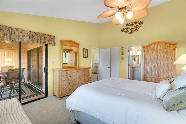 APT-3 - 5720 Pelican Pointe Dr, Condo with 2 bedrooms, 2 bathrooms and null parking in Sebastian FL | Image 14