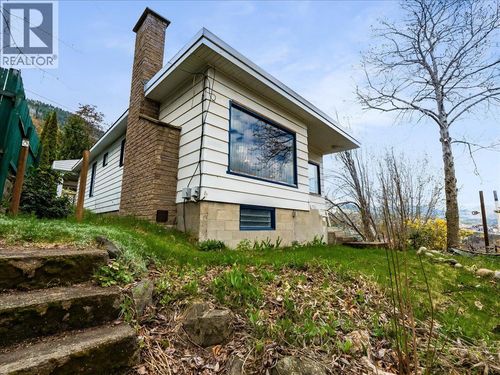 1472 Green Ave Lane, Trail, BC, V1R4K2 | Card Image