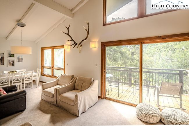 UNIT-10 - 1499 Sugar Mountain Dr, Condo with 3 bedrooms, 3 bathrooms and null parking in Sugar Mountain NC | Image 4