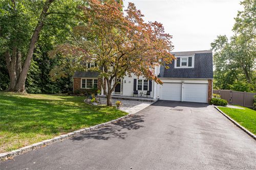 62 Wichard Blvd, Commack, NY, 11725-1709 | Card Image