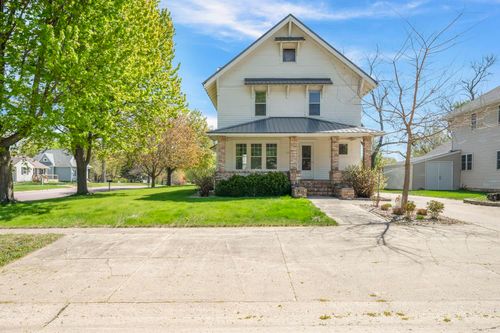 114 E 4th St, Lake Park, IA, 51347-7794 | Card Image