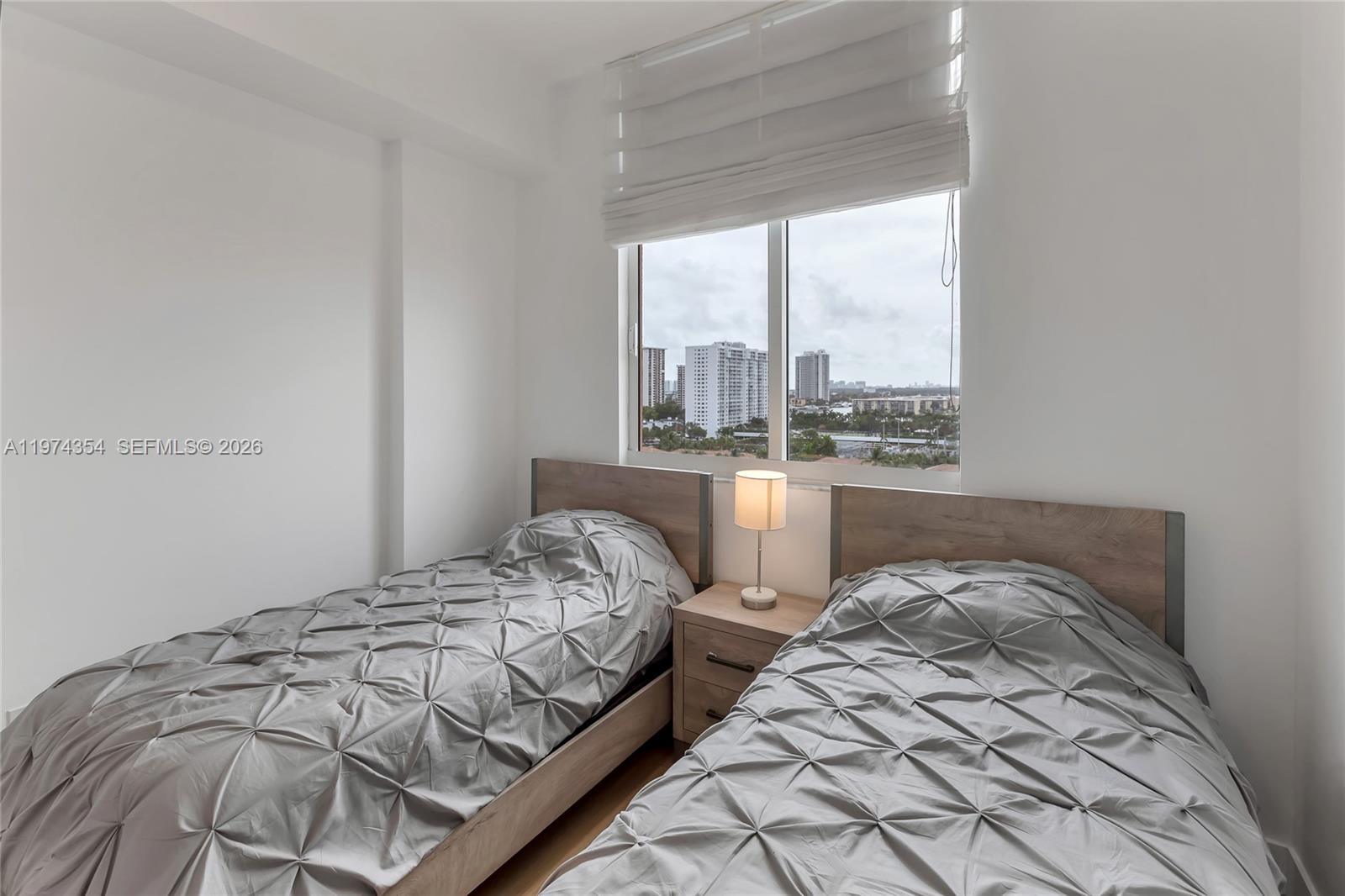 Residential Lease in Aventura 5