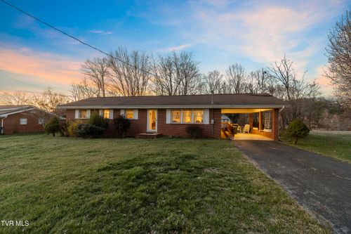 1204 Alice St, Greeneville, TN, 37743-4402 | Card Image