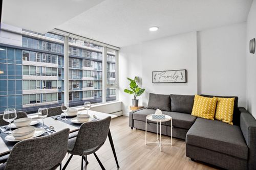 605-618 Abbott St, Vancouver, BC, V6B0C1 | Card Image