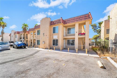 b-5303 Del Gado Dr, Las Vegas, NV, 89103-3560 | Card Image