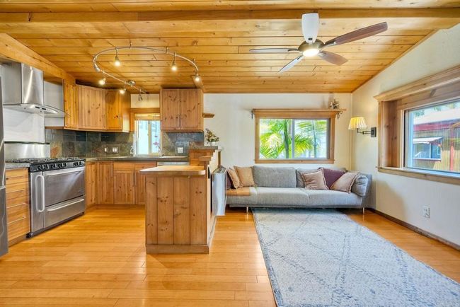 SPC-35 - 123 Jasper St, Home with 2 bedrooms, 1 bathrooms and 1 parking in Encinitas CA | Image 5