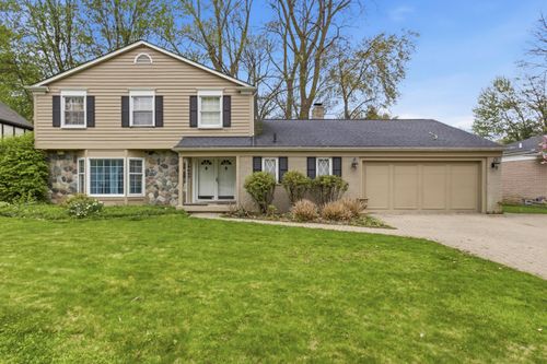 38457 James Drive, Clinton Twp, MI, 48036 | Card Image
