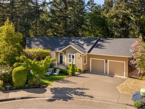 1797 Craigmont Ave, Eugene, OR, 97405-5846 | Card Image
