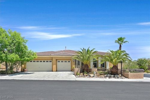 7986 Merlewood Ave, Las Vegas, NV, 89117-7646 | Card Image