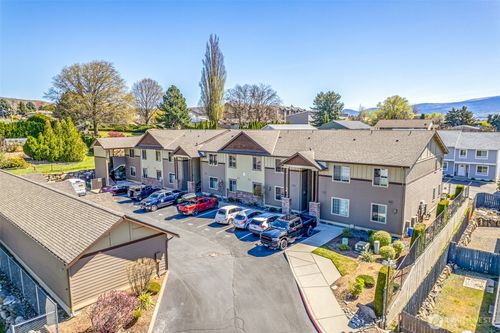b203-1051 N Baker Ave, East Wenatchee, WA, 98802-7669 | Card Image
