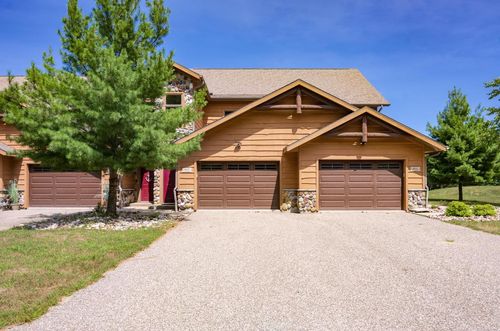 20-W4134 Vista Drive, Germantown, WI, 53948 | Card Image