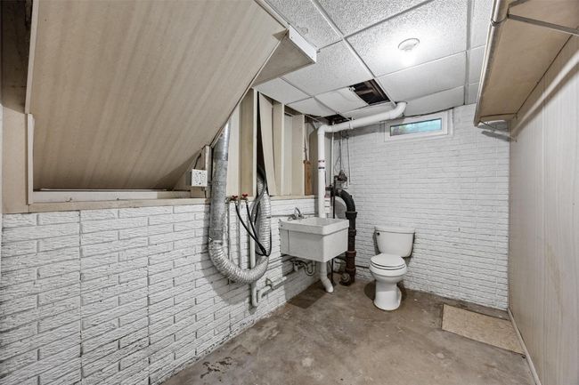 108 Parkview Ct, House other with 3 bedrooms, 2 bathrooms and null parking in Tipton IA | Image 22