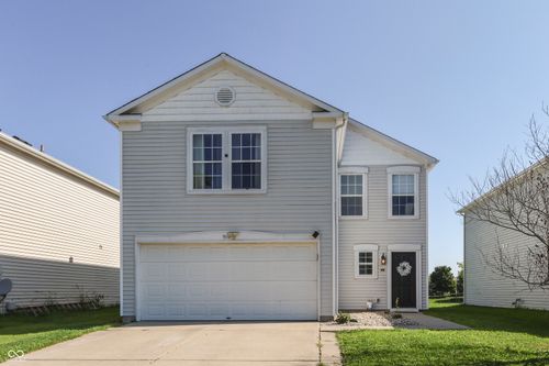 910 Highpointe Blvd, Shelbyville, IN, 46176-2452 | Card Image