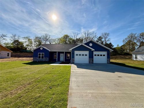 317 Kearbey Drive, Poplar Bluff, MO, 63901 | Card Image