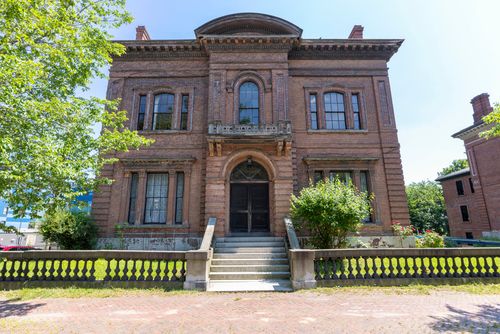300 Danforth Street, Portland, ME, 04102 | Card Image