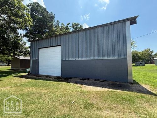 220 E 7th St, Rector, AR, 72461-2216 | Card Image