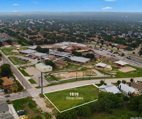1819 Silver Oaks, San Antonio, TX, 78213 | Card Image