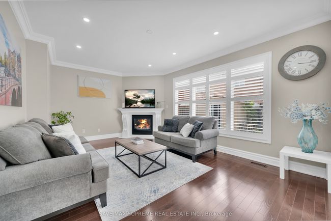 22 Constance St, House other with 6 bedrooms, 6 bathrooms and 5 parking in Brampton ON | Image 14
