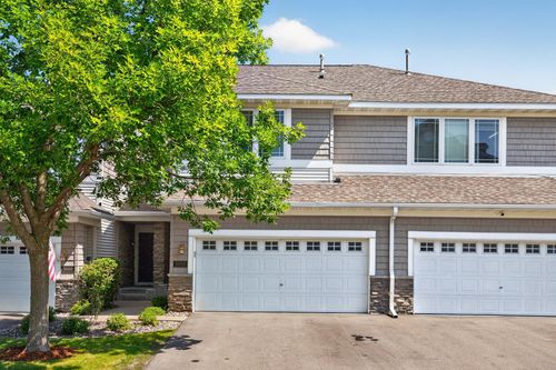 5058 Yuma Ln N, Plymouth, MN, 55446-2014 | Card Image