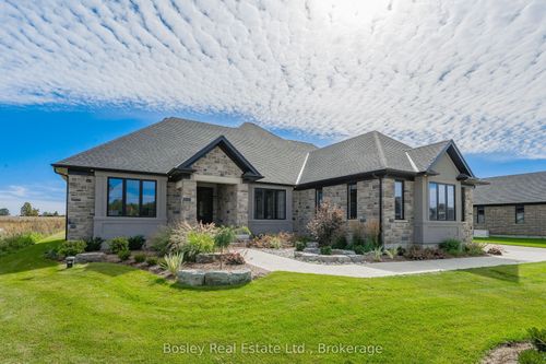 31 Goodwin Pl, Ariss, ON, N0B1B0 | Card Image