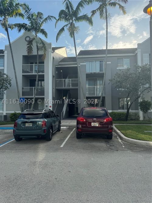307-720 Sw 111th Ave, Pembroke Pines, FL, 33025-7141 | Card Image