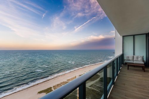 1904-900 N Ocean Blvd, Pompano Beach, FL, 33062-4055 | Card Image