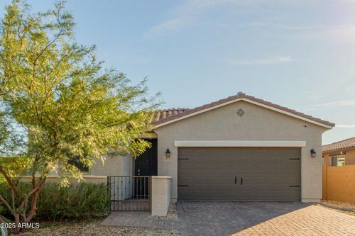 24133 W Gibson Ln, Buckeye, AZ, 85326-5691 | Card Image