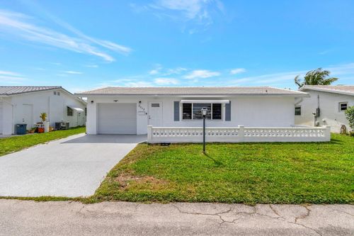 2012 Sw 15th St, Boynton Beach, FL, 33426-7103 | Card Image