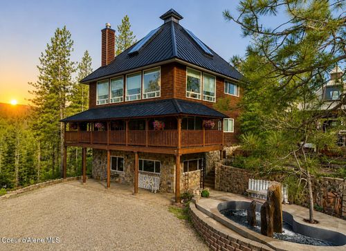 483 Paradise, Pinehurst, ID, 83850 | Card Image