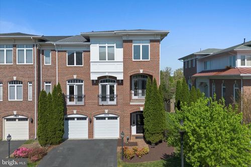 19070 Arroyo Ter, Lansdowne, VA, 20176-8441 | Card Image