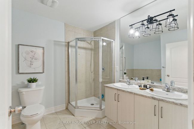4 Prospect Way, House attached with 3 bedrooms, 3 bathrooms and 1 parking in Whitby ON | Image 44