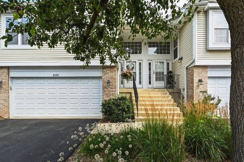 2320 Chasewood Dr, Downers Grove, IL, 60515-4257 | Card Image