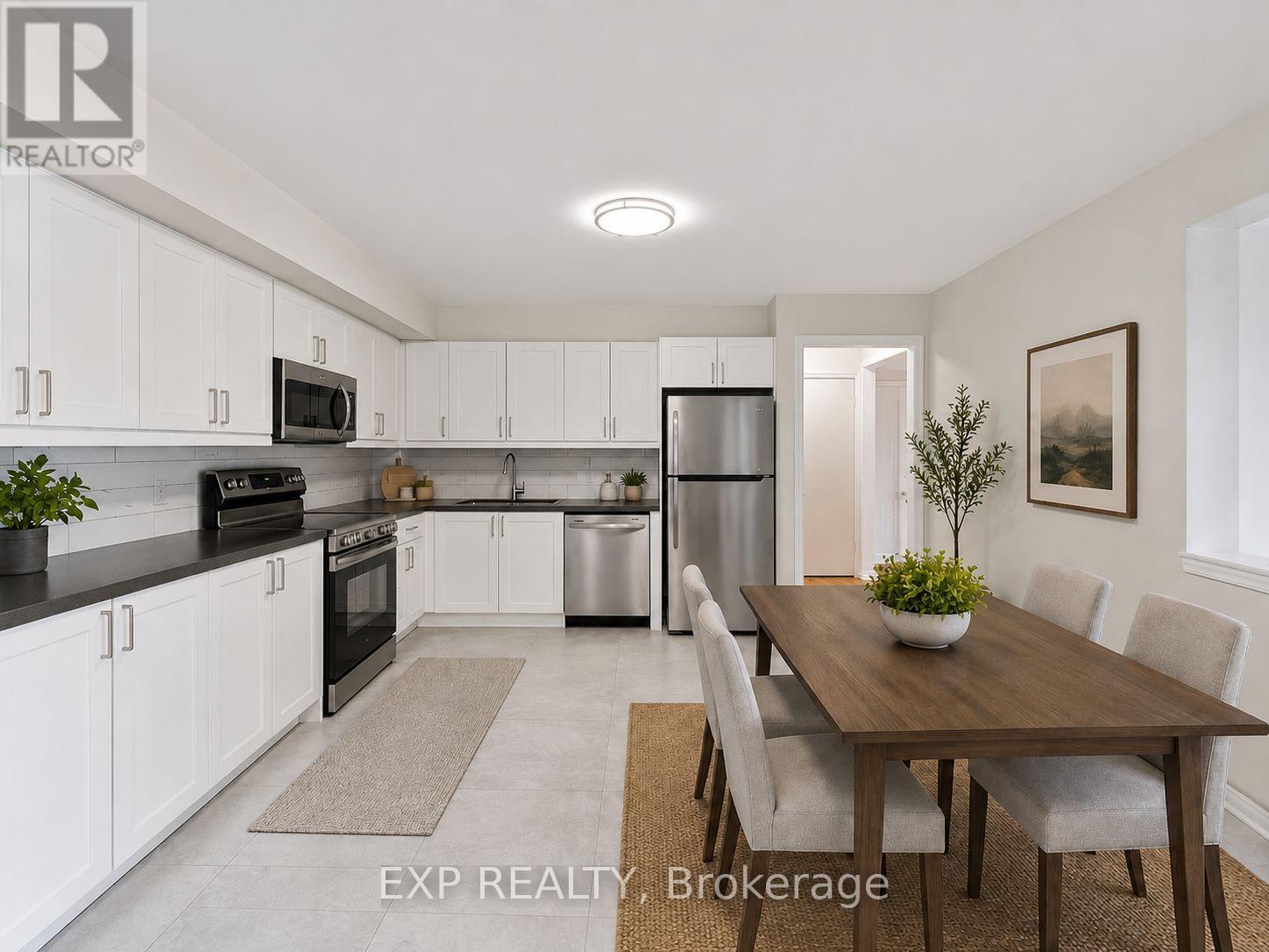 Residential Lease in Vaughan (Maple) 4
