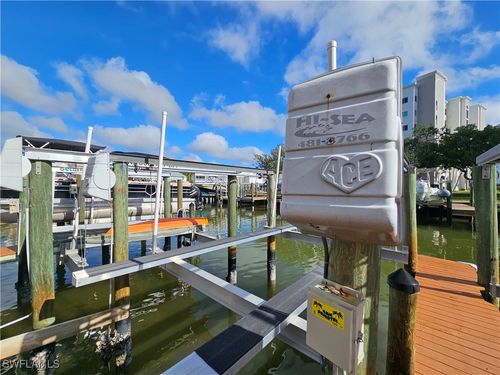 Hibiscus Boat Dock #89 Bay Beach Lane, FORT MYERS BEACH, FL, 33931 | Card Image