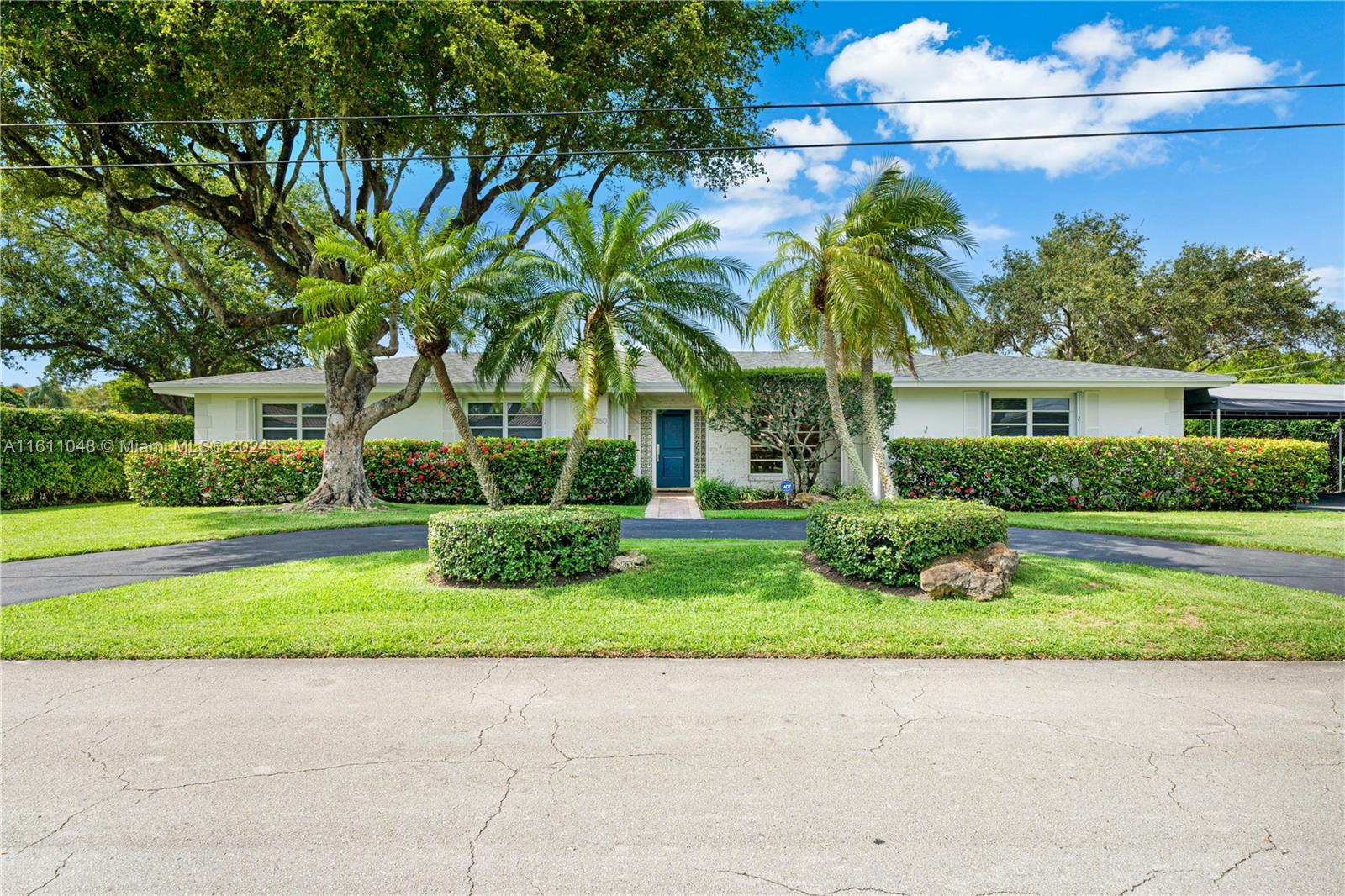 141st Ter, Palmetto Bay, FL 33158