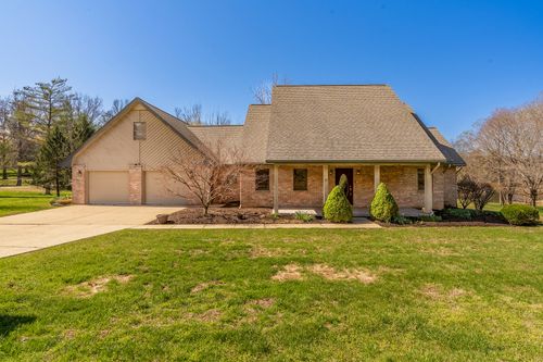 15 Lake Indian Hills Cir, Carbondale, IL, 62902-6192 | Card Image