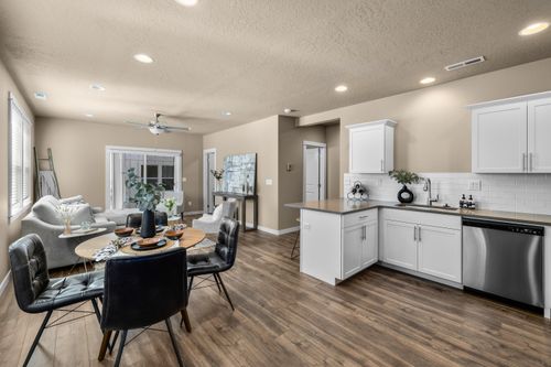 3482 Nw 7th Street, Redmond, OR, 97756 | Card Image