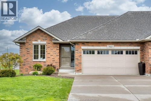 702 Commisso Cres, LaSalle, ON, N9H0C8 | Card Image