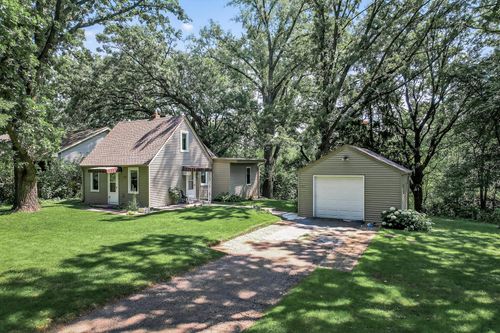 7011 Pleasant View Dr, Mounds View, MN, 55112-4428 | Card Image