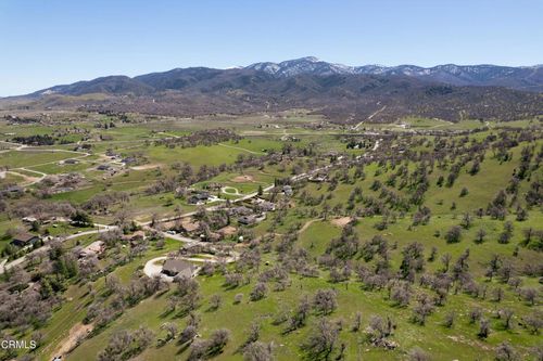37703007 Old Town Rd, Tehachapi, CA, 93561 | Card Image